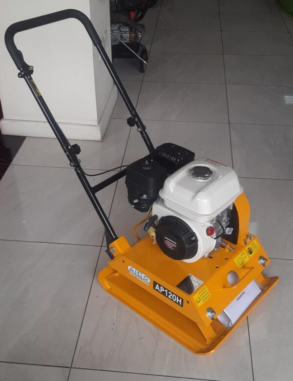 Aico Japan 90Kgs Plate Compactor with HONDA GP 160 ENGINE